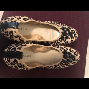 Ellen Tracy Cheetah Print Leather Flats size 8.5